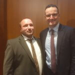 Mathias Meyer mit Gesundheitsminister Jens Spahn